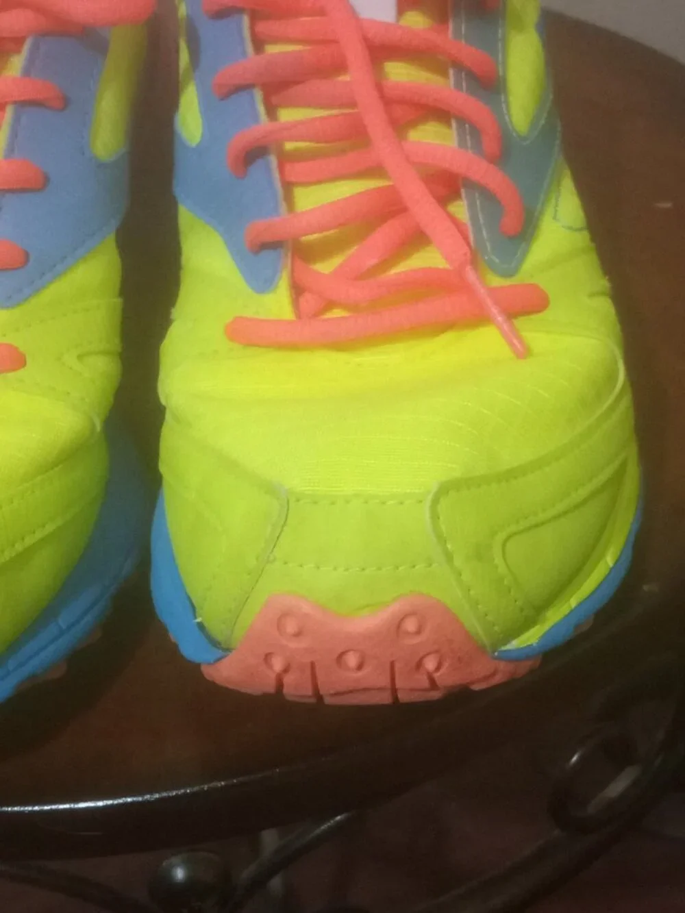Reebok Zigtech V60564 Women's Running Shoes Size 8 Yellow Blue Pink - Picture 9 of 13
